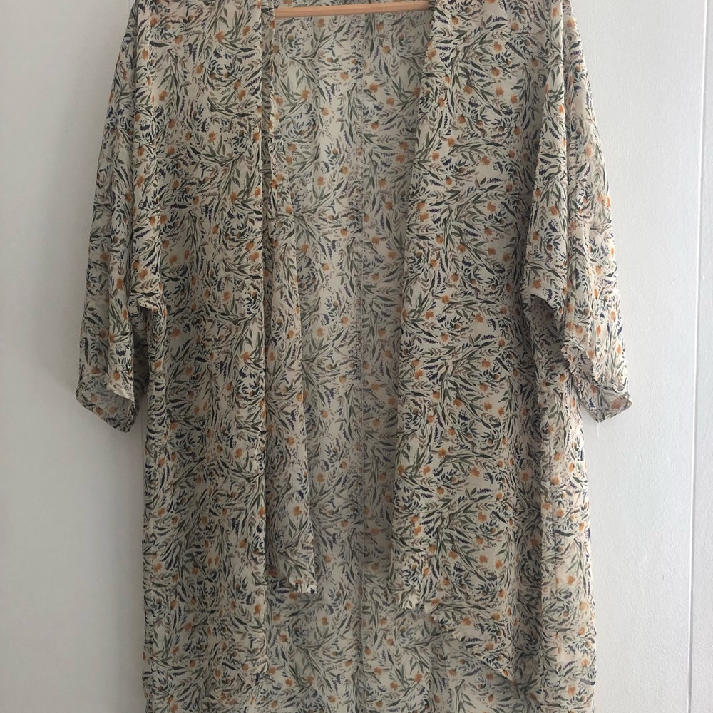 LuLaRoe Sheer Floral Kimono